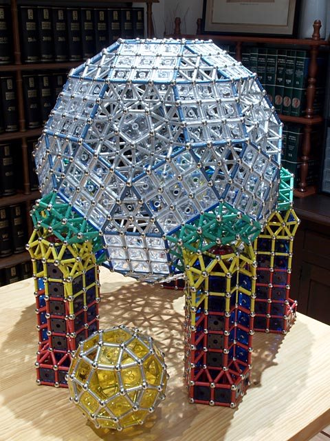 GEOMAG constructions: The rhombicosidodecahedron to scales 1 and 3 