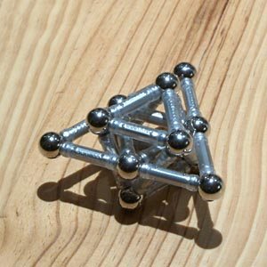 GEOMAG constructions: Chaining octahedra, step 4