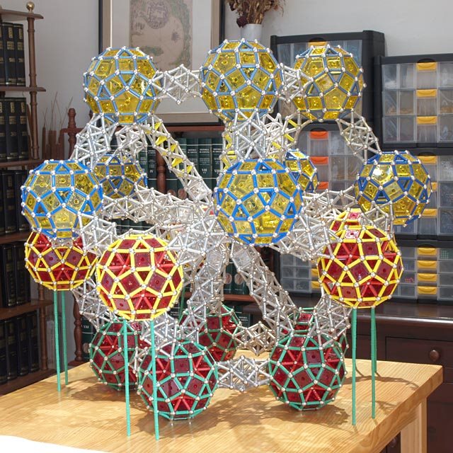 GEOMAG constructions: The giant dodecahedron (incomplete)