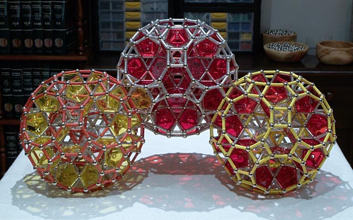 GEOMAG constructions: Three rhombitruncated icosidodecahedra in two levels