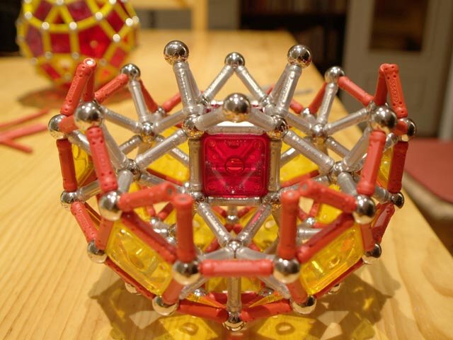 GEOMAG constructions: Construction of the reinforced rhombicosidodecahedron, method 1, step 4