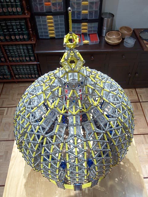 GEOMAG constructions: Main dome of the Taj Mahal to scale 1:50, top oblique view