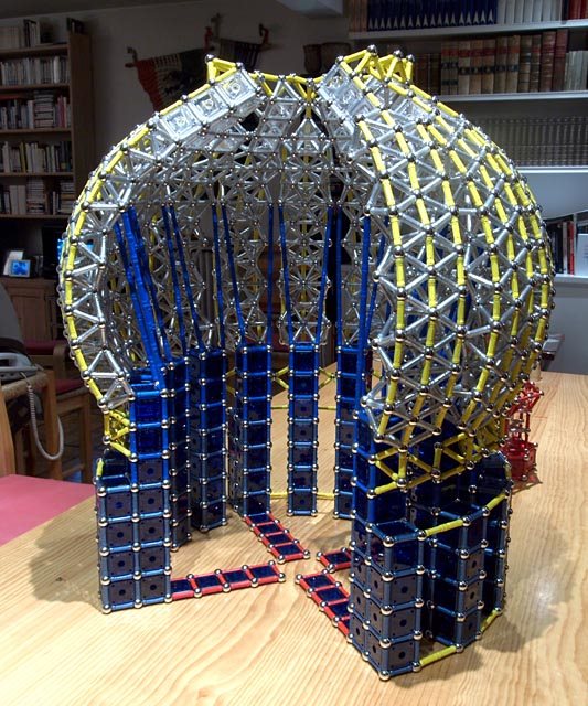 GEOMAG constructions: Main dome of the Taj Mahal to scale 1:50, thirteen elements in place