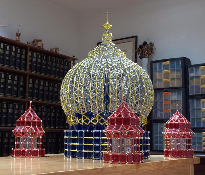 GEOMAG constructions: Domes of the Taj Mahal to scale 1:50, view 2 (photomontage)