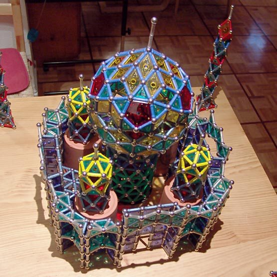 GEOMAG constructions: The Taj Mahal to scale 1:125, oblique top view