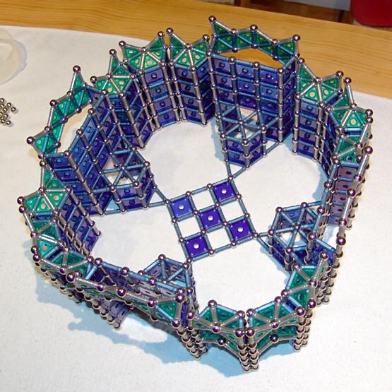 GEOMAG constructions: The Taj Mahal to scale 1:125, plan view