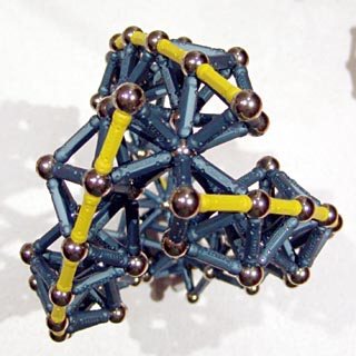 GEOMAG constructions: Three incident circular curves, top view